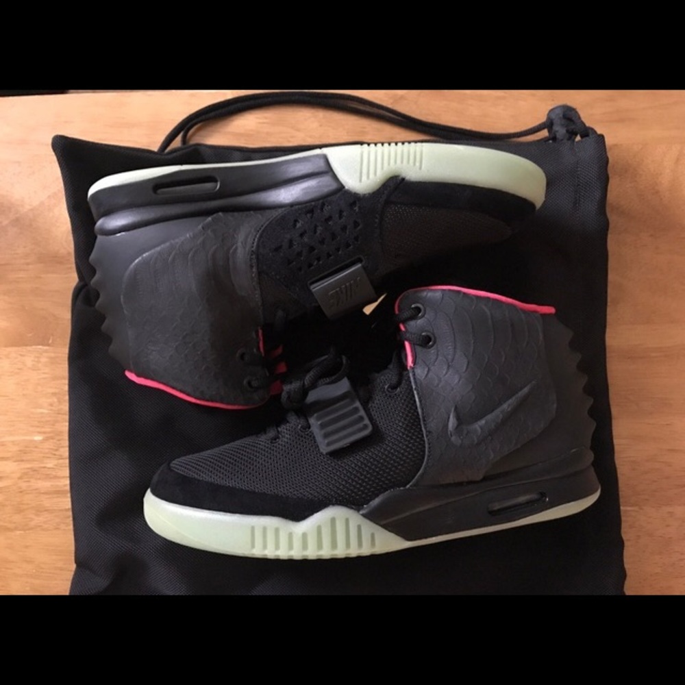 Nike air yeezys